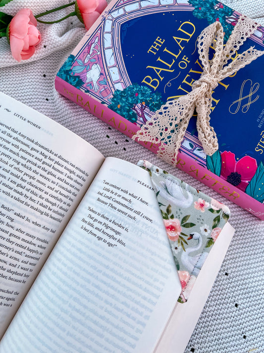 "A Swan's Tale" The Darling Desi Collection - Bookmark Corner